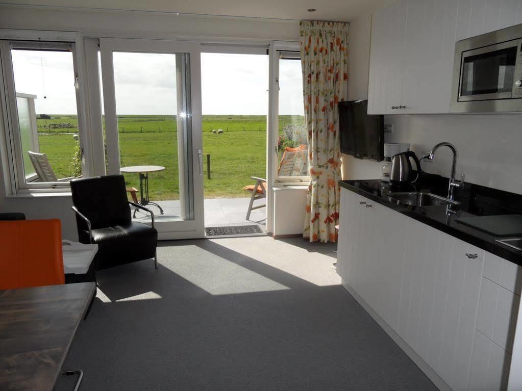 The Sunset Apartments Hollum  Exteriér fotografie